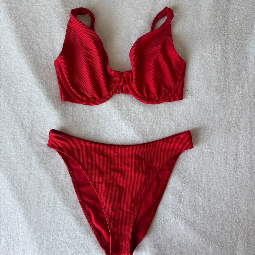 Abercrombie Curve Love Bikini - Picture 1 of 2
